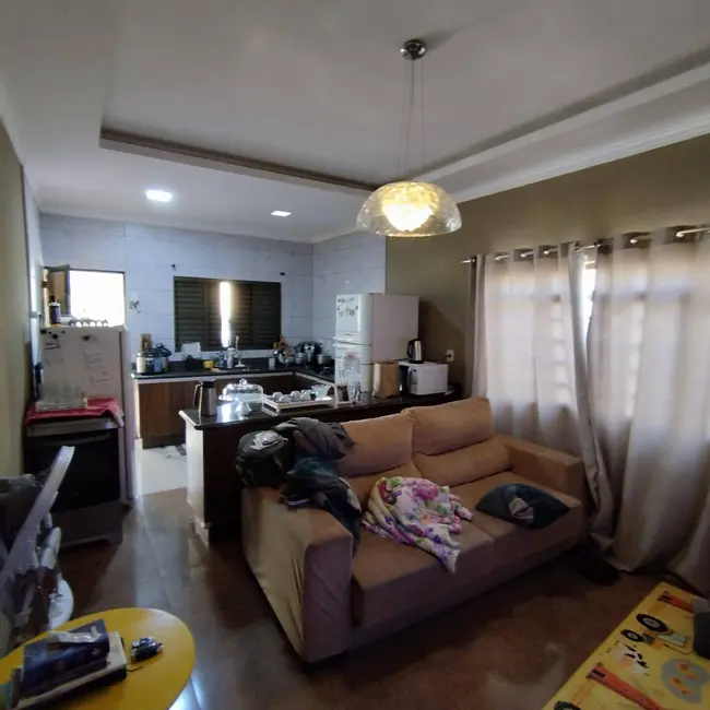 Casa com 3 quartos à venda, 360m2 em Jardim São Pedro, Dourados - MS - imagem 5 Foto 5 de Casa com 3 quartos à venda, 360m2 em Jardim São Pedro, Dourados - MS