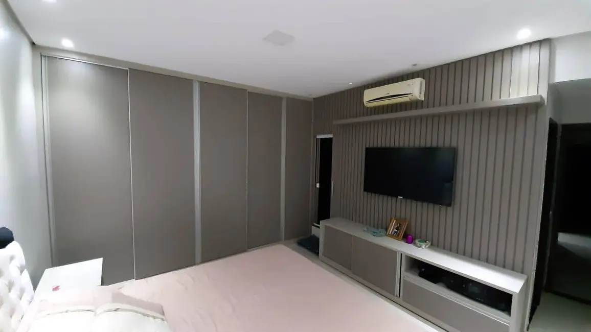 Casa com 3 quartos à venda, 220m2 em Parque Alvorada, Dourados - MS - imagem 7 Foto 7 de Casa com 3 quartos à venda, 220m2 em Parque Alvorada, Dourados - MS