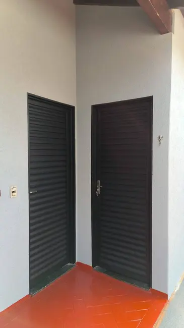 Foto 9 de Casa com 2 quartos à venda, 200m2 em Parque Alvorada, Dourados - MS