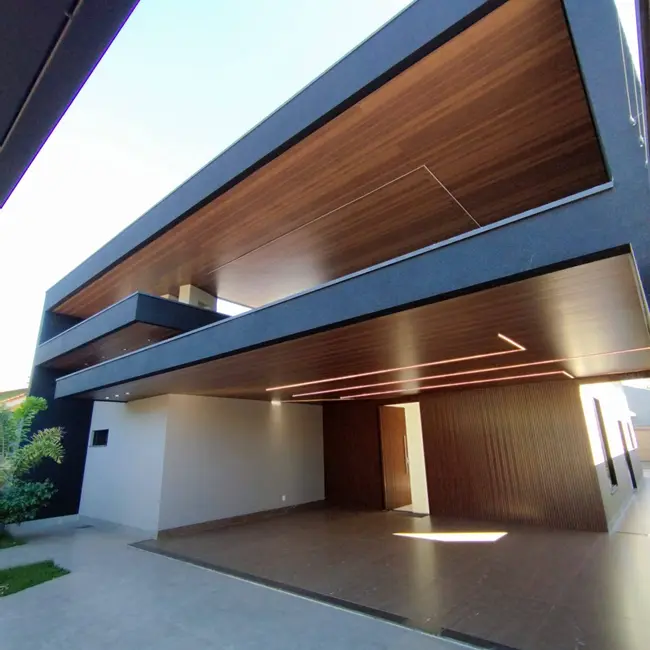 Foto 2 de Casa com 4 quartos à venda, 504m2 em Dourados - MS