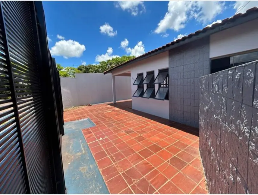 Casa com 3 quartos à venda, 420m2 em Jardim Maracanã, Dourados - MS - imagem 3 Foto 3 de Casa com 3 quartos à venda, 420m2 em Jardim Maracanã, Dourados - MS
