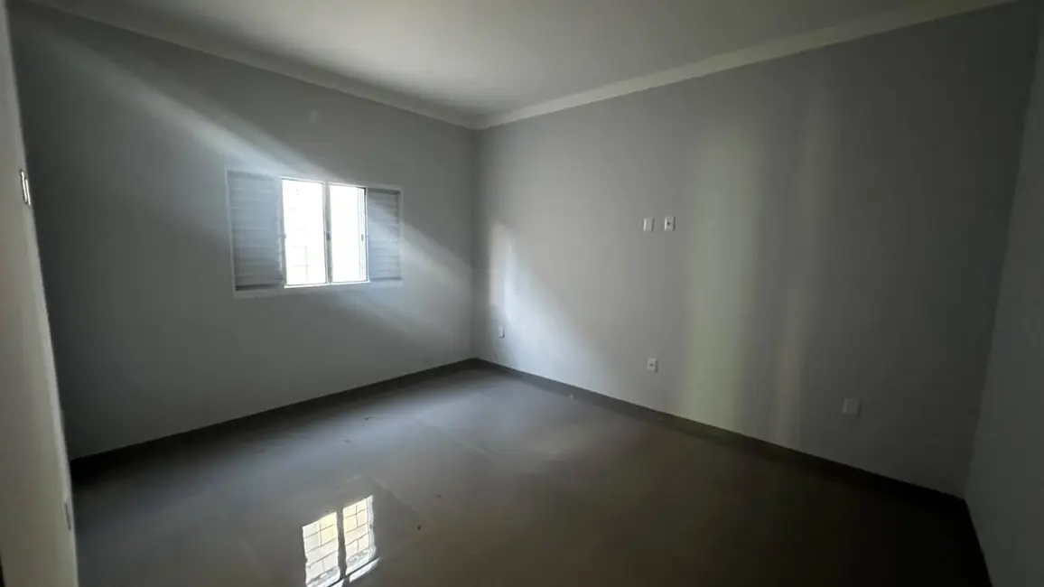 Foto 5 de Casa à venda em Jardim Mônaco, Dourados - MS