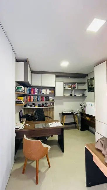Foto 7 de Casa à venda, 273m2 em Vila Industrial, Dourados - MS