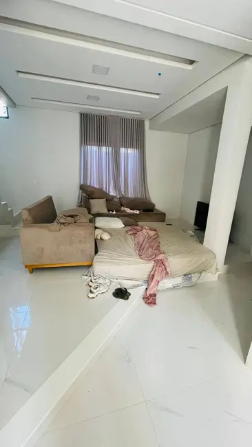 Foto 22 de Casa à venda, 273m2 em Vila Industrial, Dourados - MS