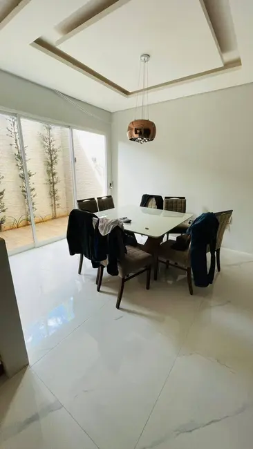 Foto 21 de Casa à venda, 273m2 em Vila Industrial, Dourados - MS