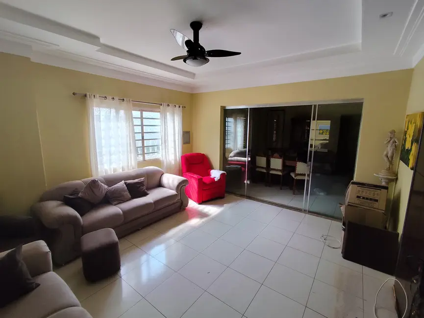 Foto 3 de Apartamento com 2 quartos à venda em Dourados - MS