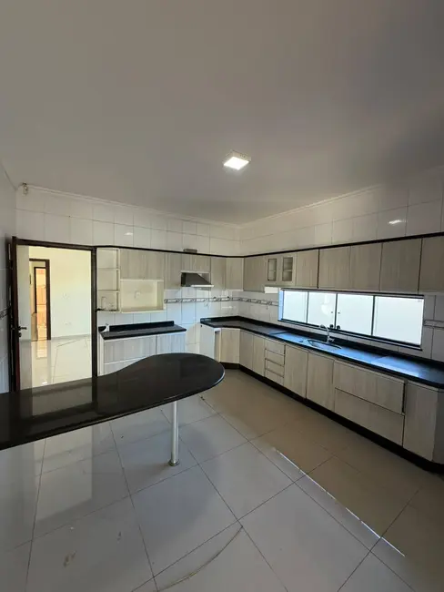 Foto 6 de Casa com 3 quartos à venda, 600m2 em Jardim Mônaco, Dourados - MS