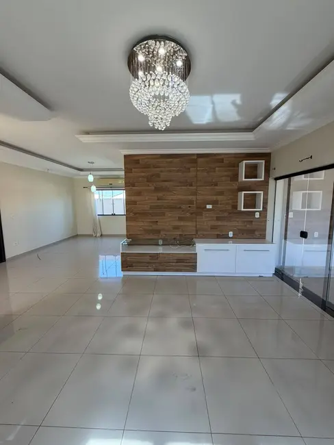 Foto 4 de Casa com 3 quartos à venda, 600m2 em Jardim Mônaco, Dourados - MS