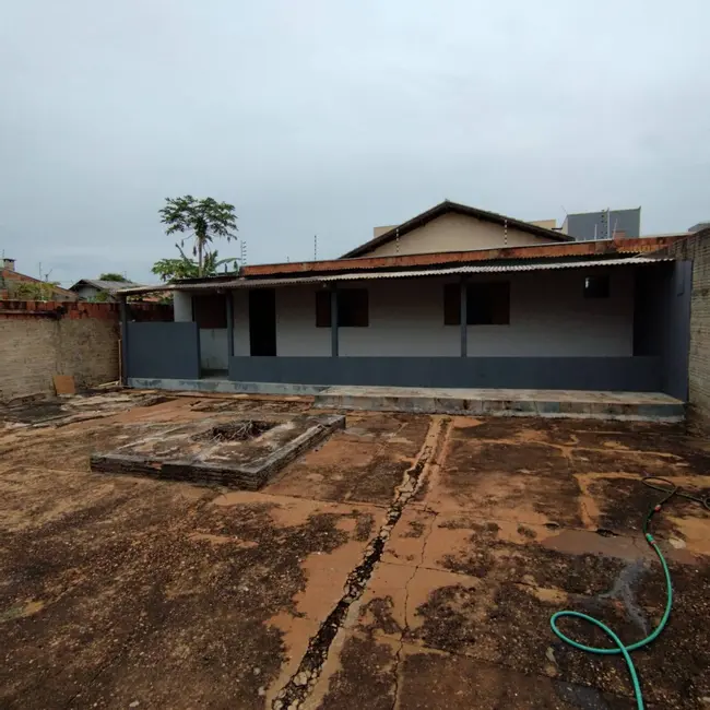 Foto 3 de Casa com 3 quartos à venda, 360m2 em Parque Alvorada, Dourados - MS