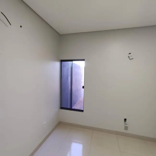 Foto 3 de Casa à venda, 220m2 em Esplanada, Dourados - MS