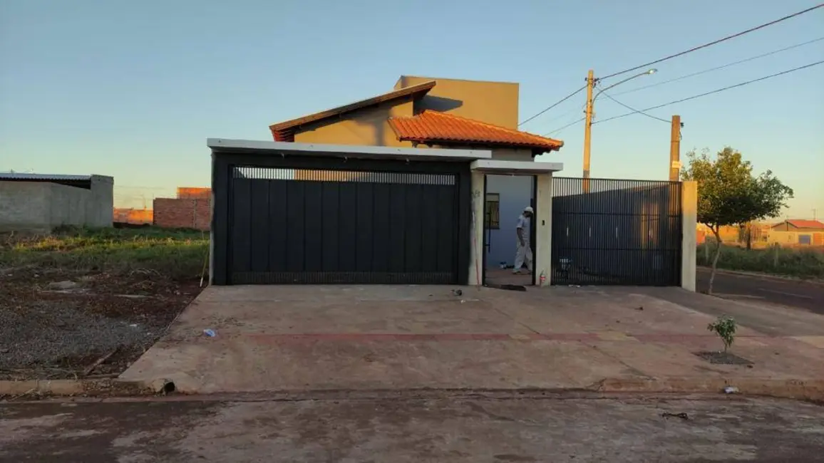 Foto 1 de Casa à venda, 220m2 em Esplanada, Dourados - MS