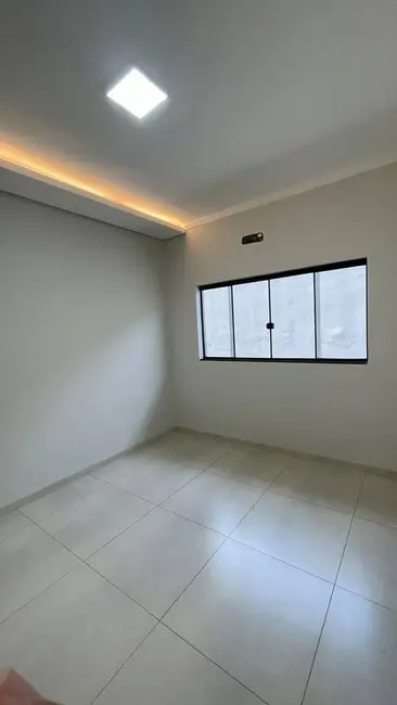 Casa com 3 quartos à venda, 300m2 em Jardim Cristhais, Dourados - MS - imagem 7 Foto 7 de Casa com 3 quartos à venda, 300m2 em Jardim Cristhais, Dourados - MS