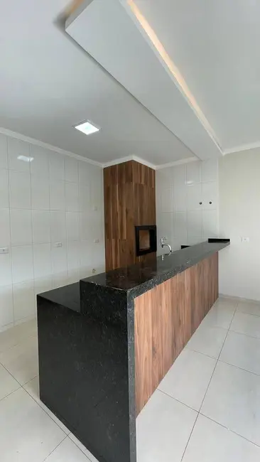 Casa com 3 quartos à venda, 300m2 em Jardim Cristhais, Dourados - MS - imagem 8 Foto 8 de Casa com 3 quartos à venda, 300m2 em Jardim Cristhais, Dourados - MS