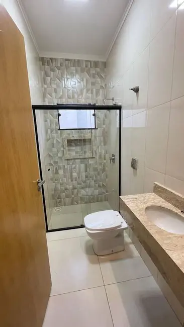 Casa com 3 quartos à venda, 300m2 em Jardim Cristhais, Dourados - MS - imagem 5 Foto 5 de Casa com 3 quartos à venda, 300m2 em Jardim Cristhais, Dourados - MS