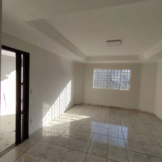 Foto 7 de Casa com 3 quartos à venda, 490m2 em Jardim Aline, Dourados - MS