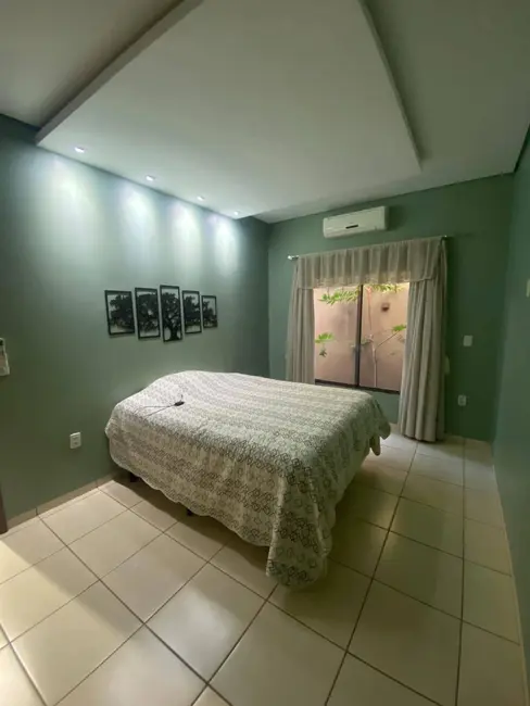 Foto 3 de Casa à venda, 540m2 em Altos do Indaiá, Dourados - MS