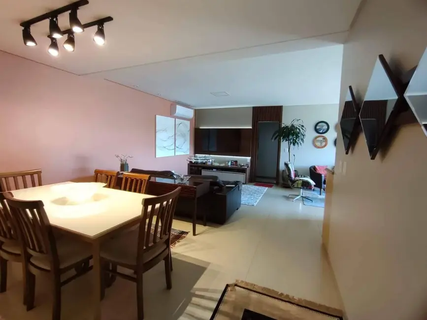 Foto 4 de Apartamento à venda, 139m2 em Jardim Caramuru, Dourados - MS