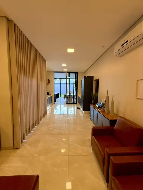 Foto 11 de Casa à venda, 360m2 em Parque Alvorada, Dourados - MS