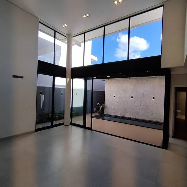 Casa de Condomínio com 3 quartos à venda, 275m2 em Dourados - MS - imagem 2 Foto 2 de Casa de Condomínio com 3 quartos à venda, 275m2 em Dourados - MS