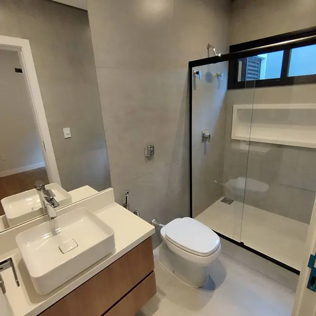 Casa de Condomínio com 3 quartos à venda, 275m2 em Dourados - MS - imagem 9 Foto 9 de Casa de Condomínio com 3 quartos à venda, 275m2 em Dourados - MS