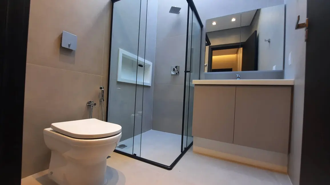 Foto 15 de Casa à venda, 321m2 em Dourados - MS