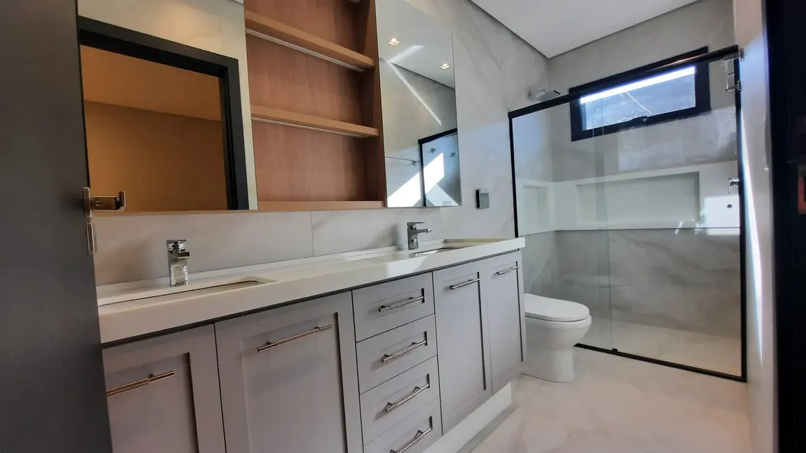 Foto 13 de Casa à venda, 321m2 em Dourados - MS