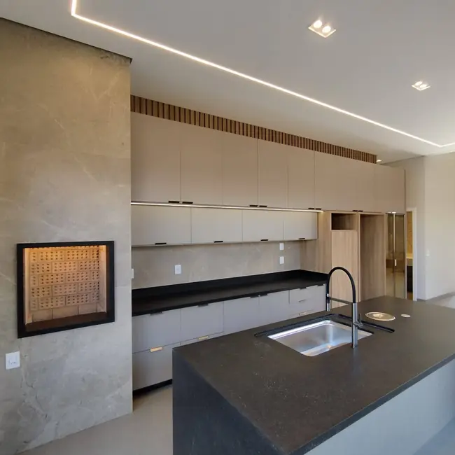 Foto 4 de Casa com 3 quartos à venda, 260m2 em Dourados - MS