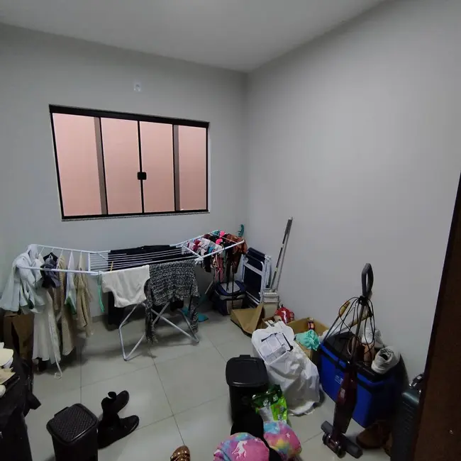 Foto 5 de Casa com 2 quartos à venda, 180m2 em Dourados - MS