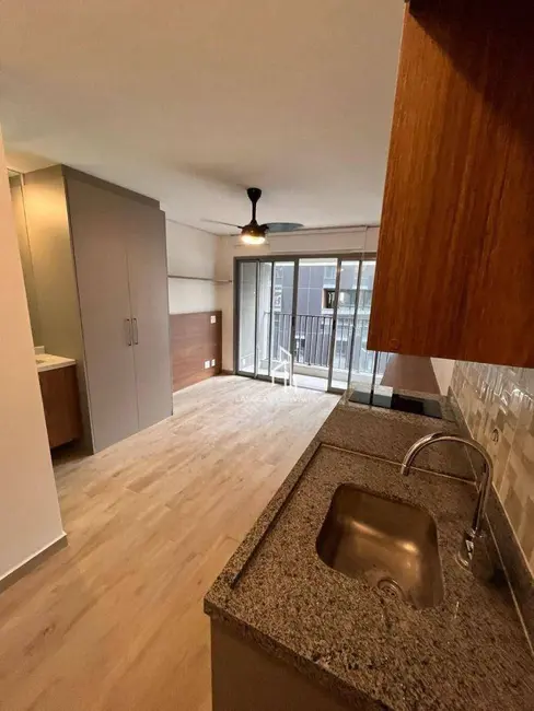 Kitnet com 1 quarto para alugar, 30m2 em Vila Madalena, São Paulo - SP - imagem 1 Foto 1 de Kitnet com 1 quarto para alugar, 30m2 em Vila Madalena, São Paulo - SP