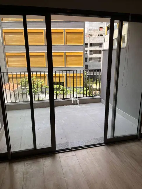 Kitnet com 1 quarto para alugar, 30m2 em Vila Madalena, São Paulo - SP - imagem 8 Foto 8 de Kitnet com 1 quarto para alugar, 30m2 em Vila Madalena, São Paulo - SP