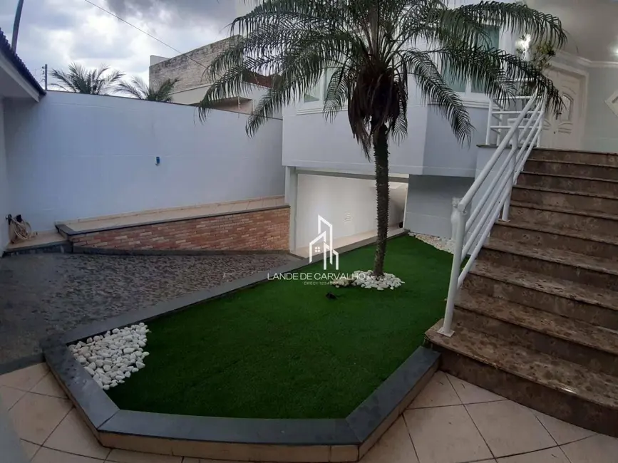 Sobrado com 4 quartos à venda, 345m2 em Jardim Leonor Mendes de Barros, São Paulo - SP - imagem 2 Foto 2 de Sobrado com 4 quartos à venda, 345m2 em Jardim Leonor Mendes de Barros, São Paulo - SP