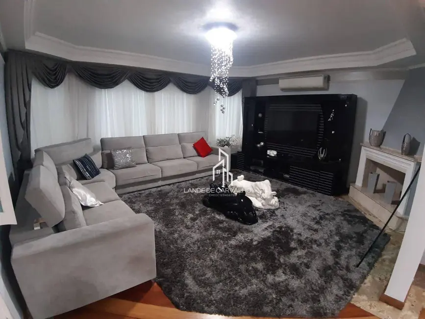 Sobrado com 4 quartos à venda, 345m2 em Jardim Leonor Mendes de Barros, São Paulo - SP - imagem 8 Foto 8 de Sobrado com 4 quartos à venda, 345m2 em Jardim Leonor Mendes de Barros, São Paulo - SP