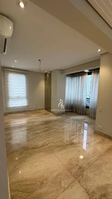 Apartamento com 4 quartos à venda, 220m2 em Santana, São Paulo - SP - imagem 7 Foto 7 de Apartamento com 4 quartos à venda, 220m2 em Santana, São Paulo - SP