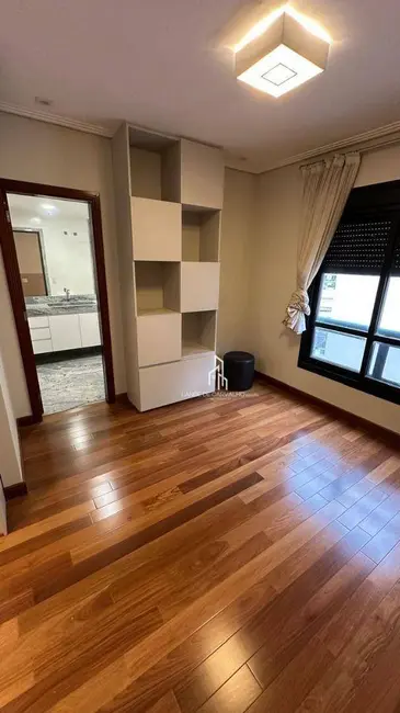 Apartamento com 4 quartos à venda, 220m2 em Santana, São Paulo - SP - imagem 9 Foto 9 de Apartamento com 4 quartos à venda, 220m2 em Santana, São Paulo - SP