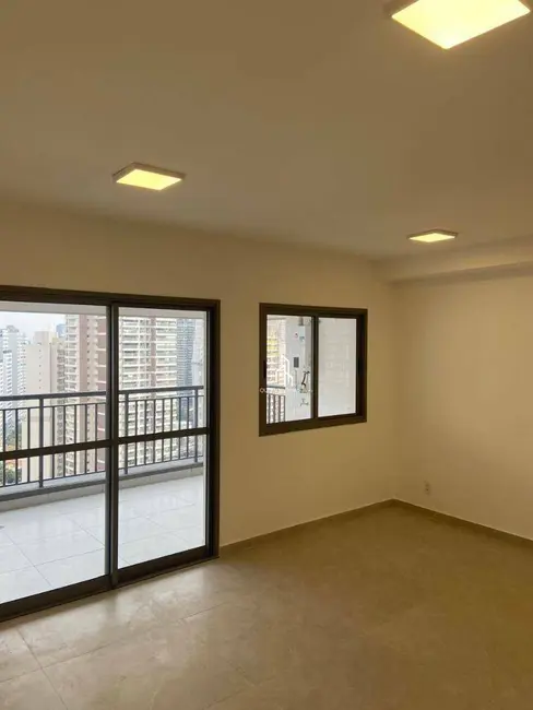 Foto 2 de Apartamento com 1 quarto para alugar, 50m2 em Santo Amaro, São Paulo - SP