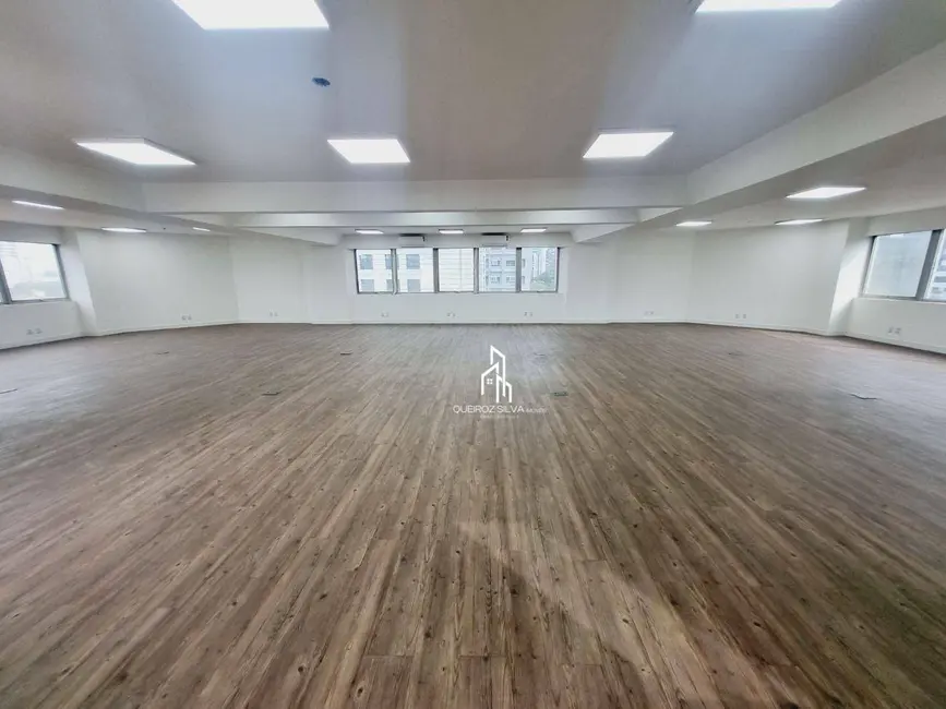 Foto 1 de Sala Comercial à venda e para alugar, 437m2 em Cidade Monções, São Paulo - SP