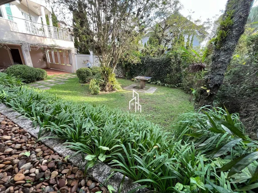 Sobrado com 6 quartos à venda, 552m2 em Tucuruvi, São Paulo - SP - imagem 6 Foto 6 de Sobrado com 6 quartos à venda, 552m2 em Tucuruvi, São Paulo - SP