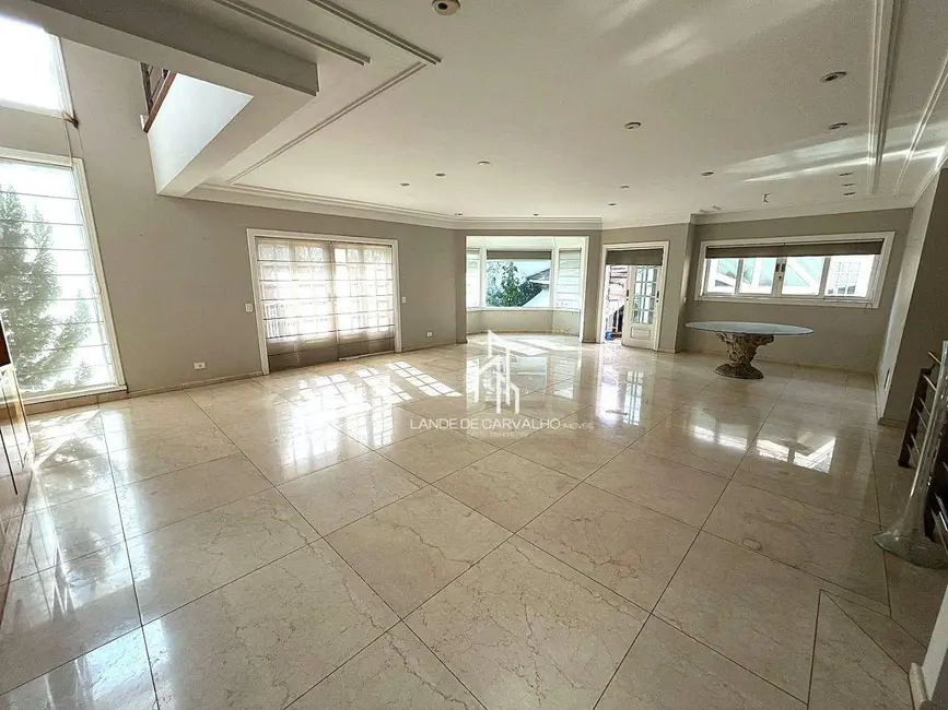 Sobrado com 6 quartos à venda, 552m2 em Tucuruvi, São Paulo - SP - imagem 1 Foto 1 de Sobrado com 6 quartos à venda, 552m2 em Tucuruvi, São Paulo - SP