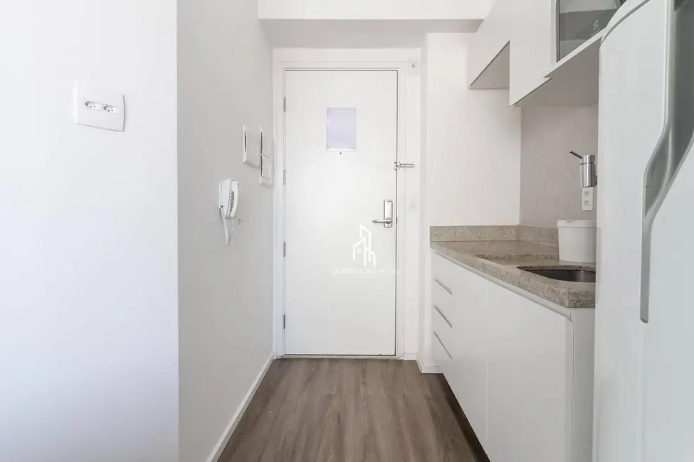 Kitnet com 1 quarto para alugar, 22m2 em Centro, São Paulo - SP - imagem 2 Foto 2 de Kitnet com 1 quarto para alugar, 22m2 em Centro, São Paulo - SP