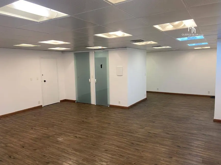 Loft / Flat à venda, 77m2 em Jardim Paulistano, São Paulo - SP - imagem 4 Foto 4 de Loft / Flat à venda, 77m2 em Jardim Paulistano, São Paulo - SP