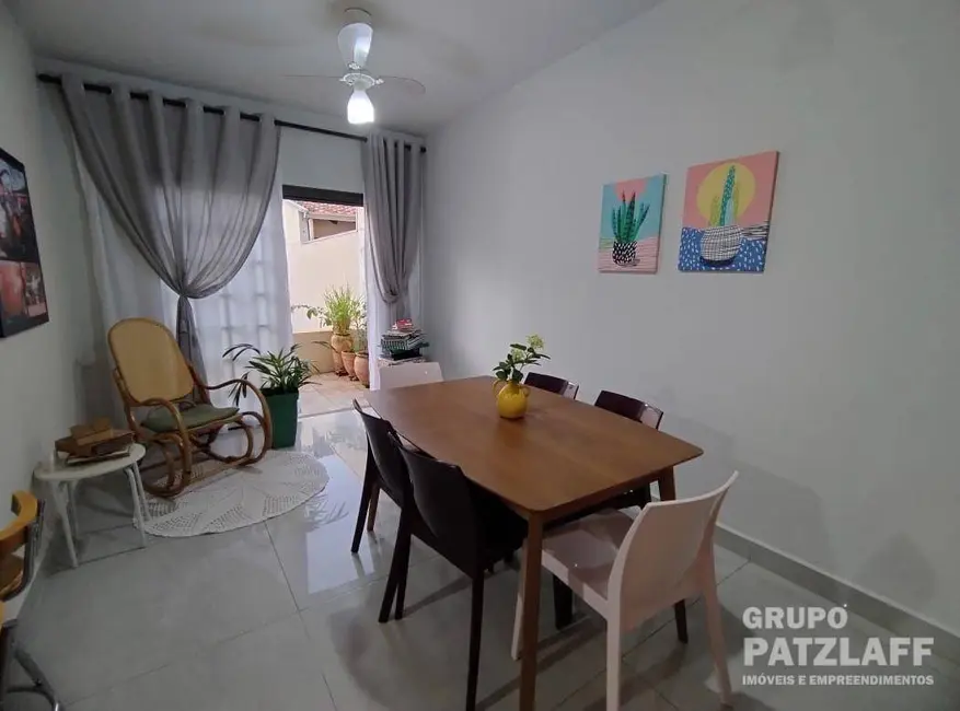 Sobrado com 3 quartos à venda, 166m2 em Vila Olinda, Campo Grande - MS - imagem 9 Foto 9 de Sobrado com 3 quartos à venda, 166m2 em Vila Olinda, Campo Grande - MS