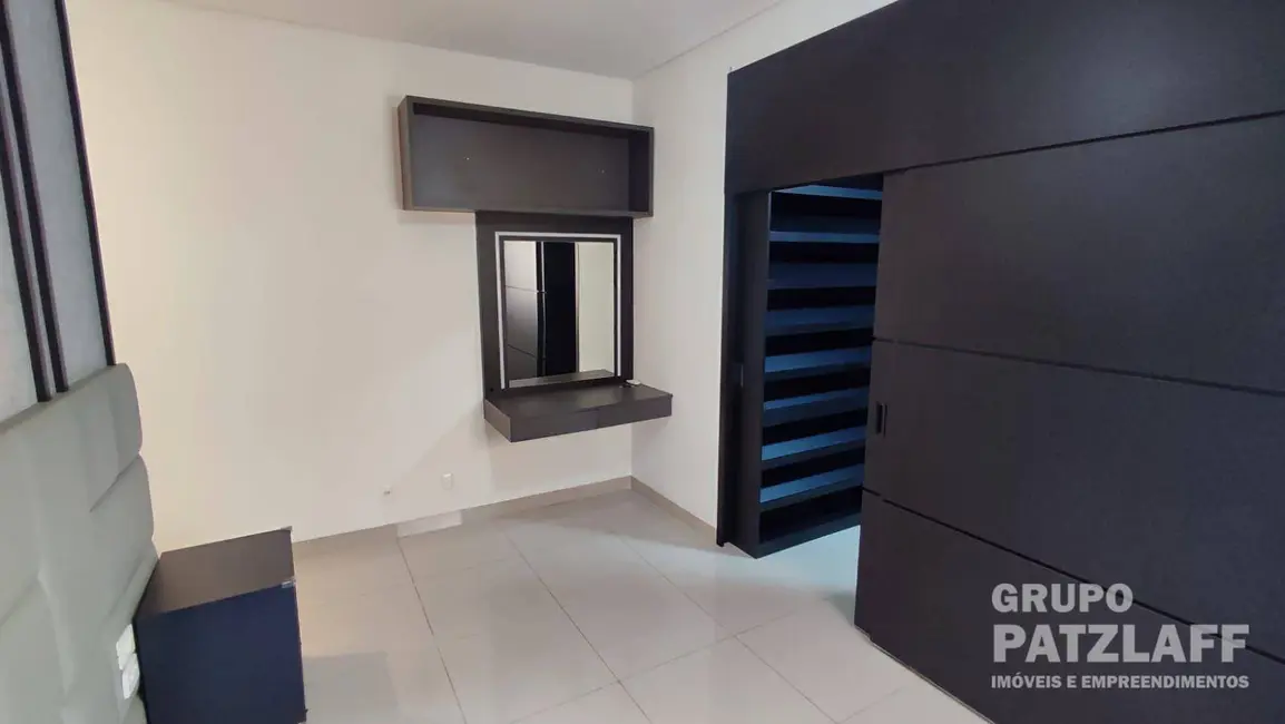 Casa de Condomínio com 2 quartos à venda, 246m2 em Carandá Bosque, Campo Grande - MS - imagem 9 Foto 9 de Casa de Condomínio com 2 quartos à venda, 246m2 em Carandá Bosque, Campo Grande - MS