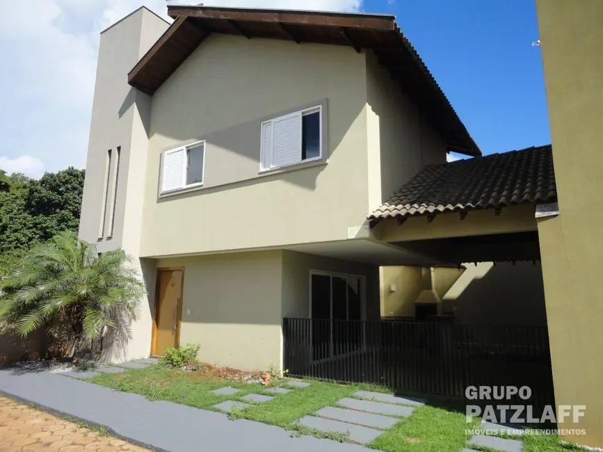 Sobrado com 3 quartos à venda, 127m2 em Jardim Mansur, Campo Grande - MS - imagem 1 Foto 1 de Sobrado com 3 quartos à venda, 127m2 em Jardim Mansur, Campo Grande - MS
