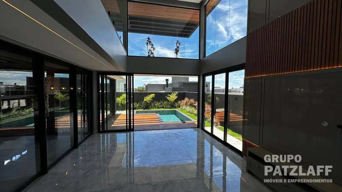 Sobrado com 3 quartos à venda, 360m2 em Campo Grande - MS - imagem 7 Foto 7 de Sobrado com 3 quartos à venda, 360m2 em Campo Grande - MS