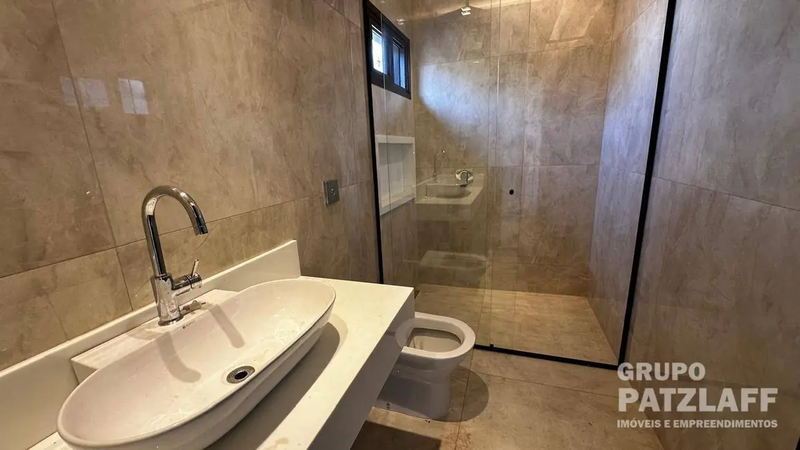 Sobrado com 3 quartos à venda, 360m2 em Campo Grande - MS - imagem 9 Foto 9 de Sobrado com 3 quartos à venda, 360m2 em Campo Grande - MS