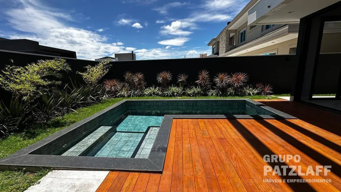 Sobrado com 3 quartos à venda, 360m2 em Campo Grande - MS - imagem 3 Foto 3 de Sobrado com 3 quartos à venda, 360m2 em Campo Grande - MS