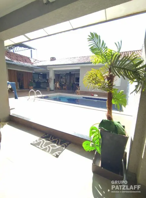 Casa com 3 quartos à venda, 450m2 em Vila Progresso, Campo Grande - MS - imagem 2 Foto 2 de Casa com 3 quartos à venda, 450m2 em Vila Progresso, Campo Grande - MS