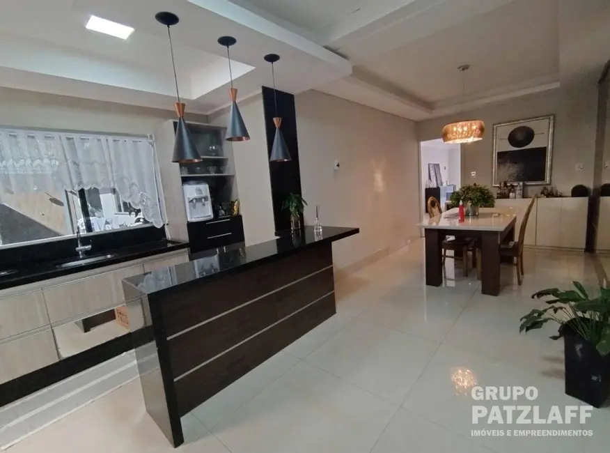 Casa com 3 quartos à venda, 450m2 em Vila Progresso, Campo Grande - MS - imagem 9 Foto 9 de Casa com 3 quartos à venda, 450m2 em Vila Progresso, Campo Grande - MS