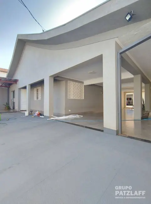 Casa com 3 quartos à venda, 450m2 em Vila Progresso, Campo Grande - MS - imagem 1 Foto 1 de Casa com 3 quartos à venda, 450m2 em Vila Progresso, Campo Grande - MS