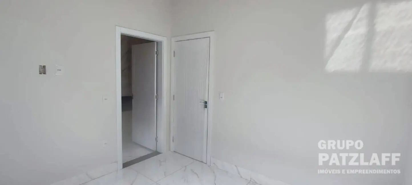 Foto 2 de Casa com 3 quartos à venda, 360m2 em Campo Grande - MS